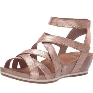 Rose gold Veruca Nappa